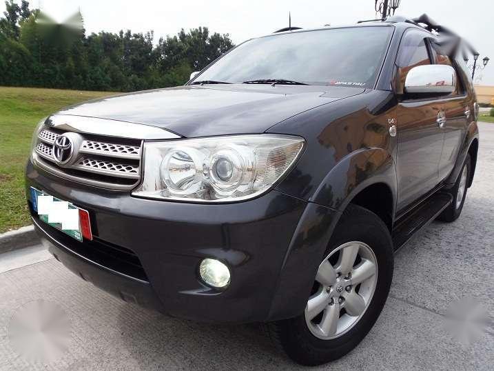 2009s TOYOTA FORTUNER G A/T 1st Own AT for sale