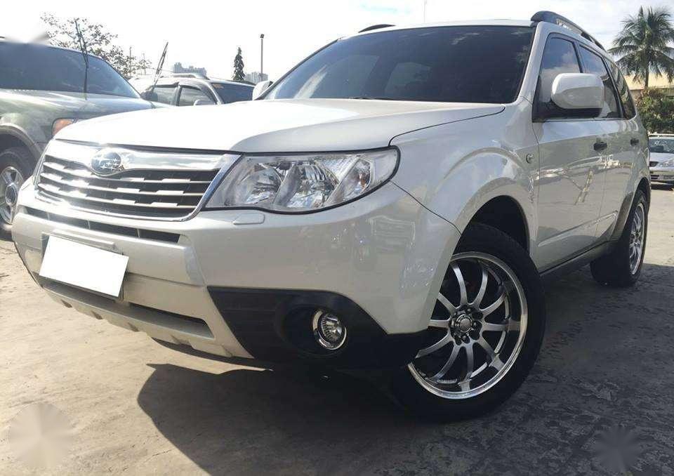 2010 Subaru Forester 4X2 2.0X AT White For Sale