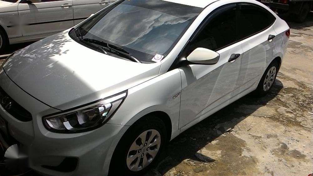 GRAB Registered 2017 Hyundai Accent 1.4 GL MT for sale