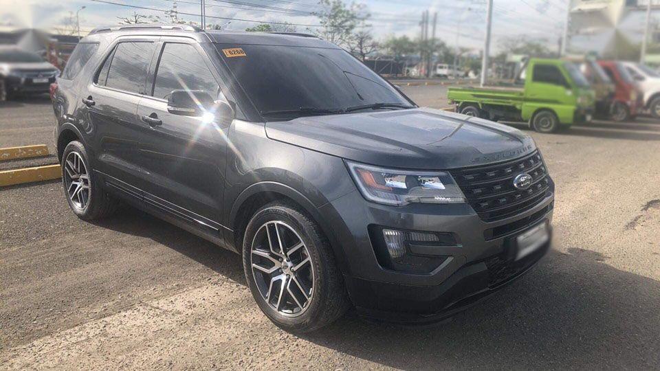 Sell 2nd Hand 2016 Ford Explorer Automatic Gasoline in Mandaue