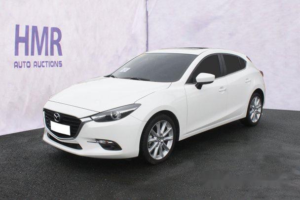 Selling Mazda 3 2019 at 6248 km