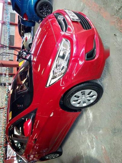 Selling Red Hyundai Accent 2017