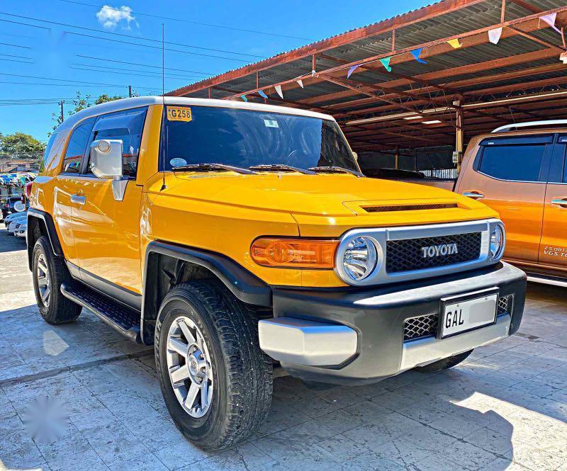 Yellow Toyota Fj Cruiser 2019 for sale in Mandaue