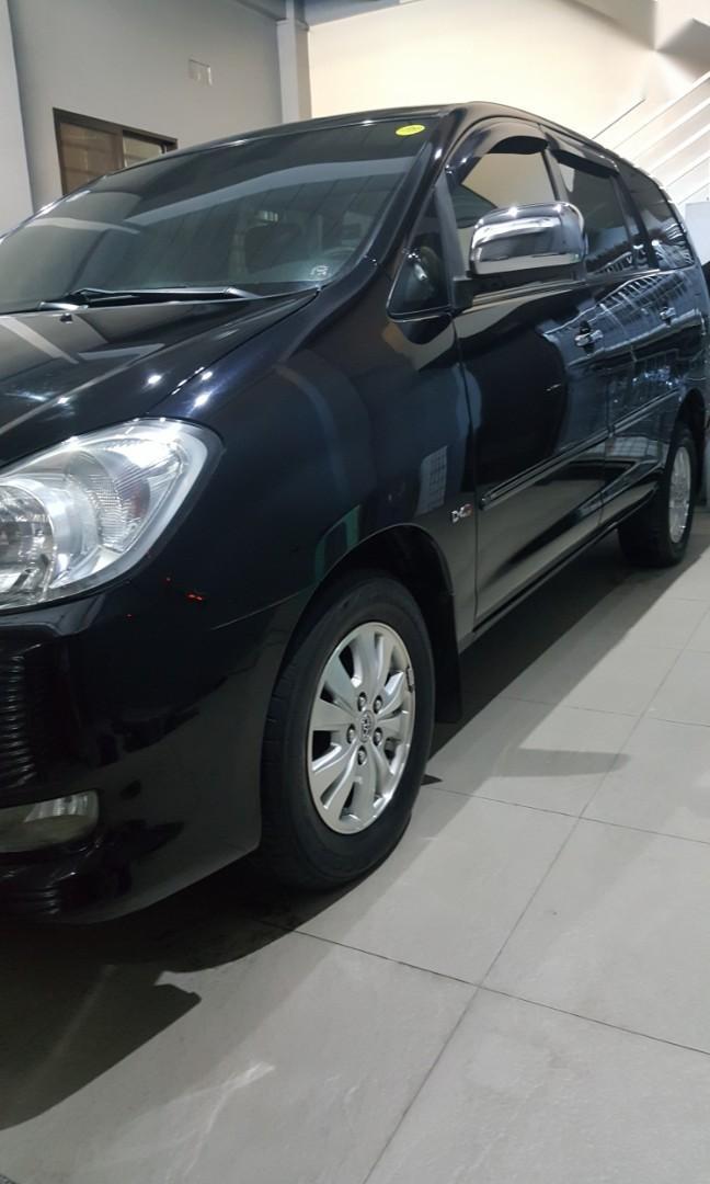 Black Toyota Innova 2010 for sale in Manila