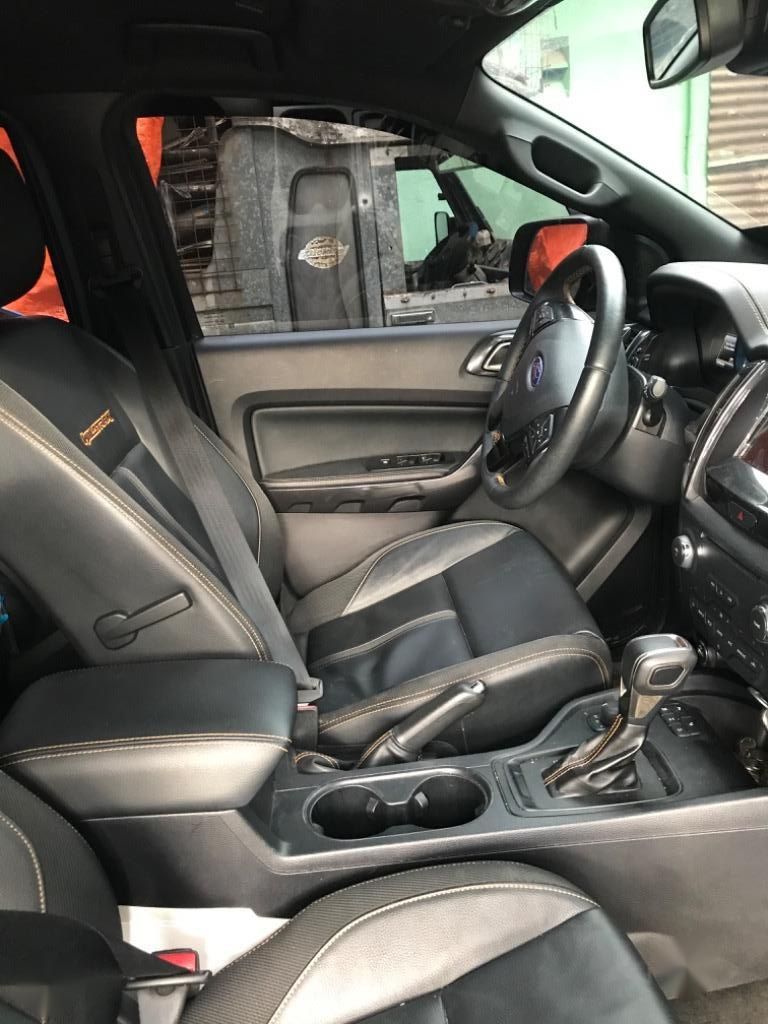 Selling Grayblack Ford Everest 2019 in Silang