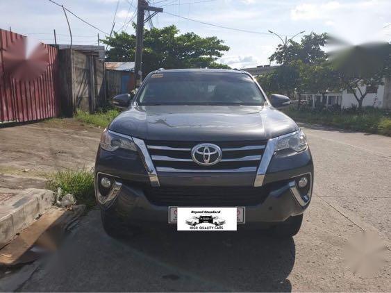 Selling Silver Toyota Fortuner 2017 in Quezon