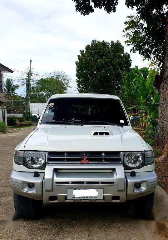 Selling Pearl White Mitsubishi Pajero 2004 in Davao