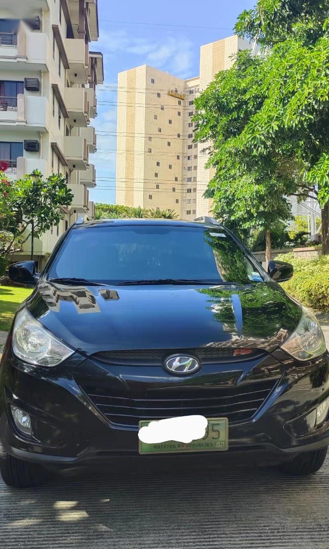 Sell Black 2011 Hyundai Tucson in Mandaluyong