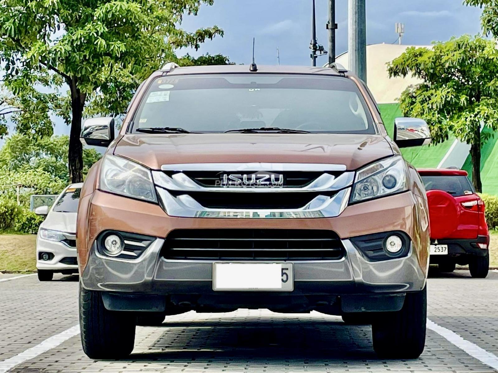 2015 Isuzu mu-X in Makati, Metro Manila