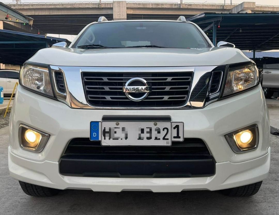 Pearl White Nissan Navara 2019 for sale in Pasig