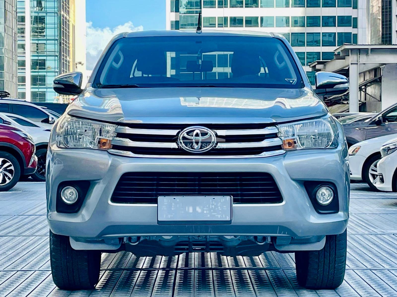 2016 Toyota Hilux in Makati, Metro Manila