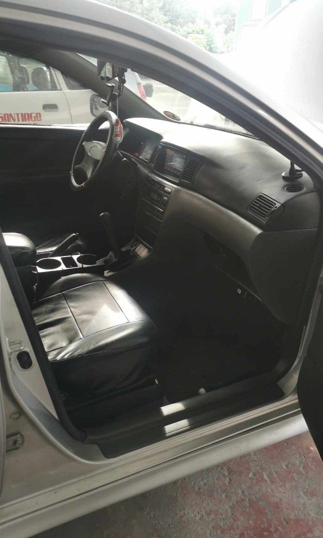 White Toyota Altis 2004 for sale in Taguig