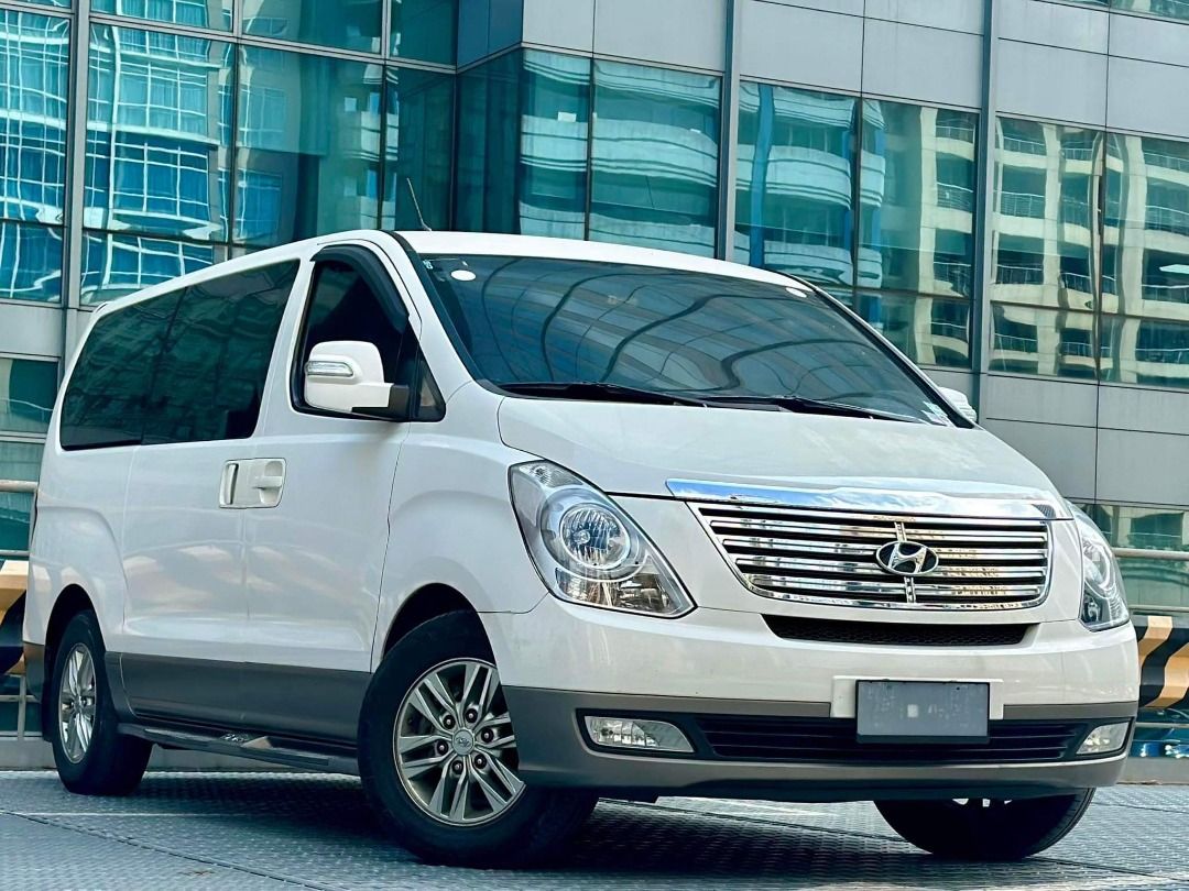 White Hyundai Grand starex 2015 for sale in Automatic