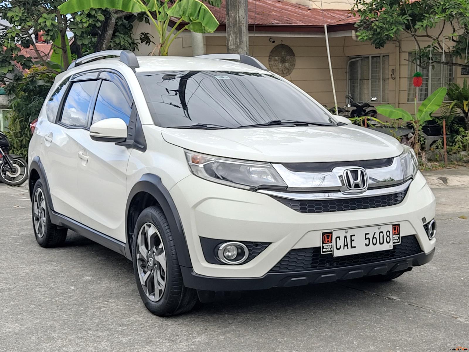 Sell White 2017 Honda BR-V SUV / MPV in Manila