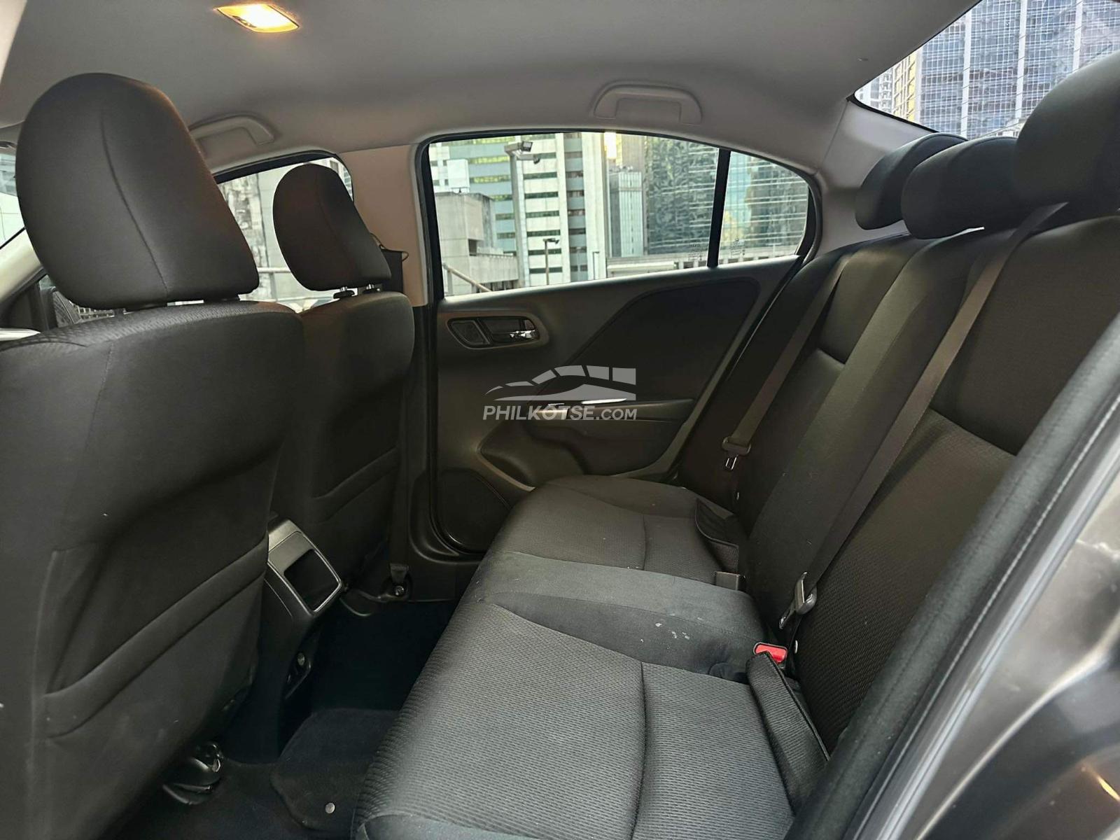 2018 Honda City 1.5 VX Navi CVT in Makati, Metro Manila