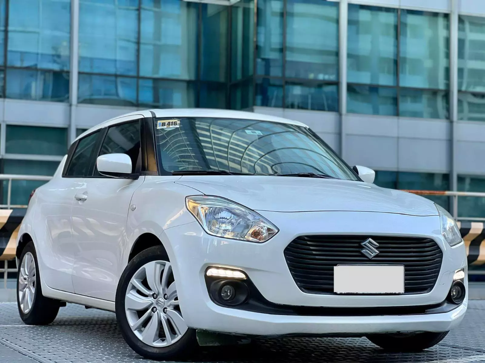2019 Suzuki Swift in Makati, Metro Manila