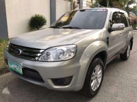 Ford Escape XLS 2009 AT Silver For Sale 
