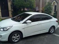 2013 Hyundai Accent White for sale