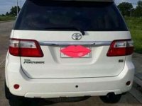 Toyota Fortuner 2009 AT White SUV For Sale 