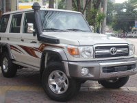 (2017) BNEW! Toyota Land Cruiser LC 76 for sale