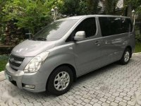 Hyundai Grand Starex 2013 cvx gold for sale