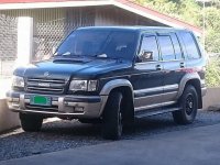 Well-maintained Isuzu Trooper 2000 for sale