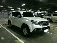 Isuzu MUX white 2.5 4x2 for sale 