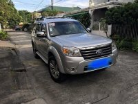 Well-maintained Ford Everest 2012 for sale