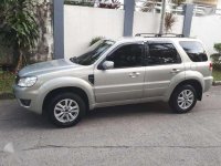 Ford Escape xls late 2009 for sale