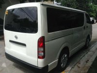 2017 Toyota Hiace Commuter Manual White 5 Speed for sale