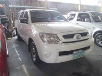 Well-kept Toyota Hilux 2011 for sale