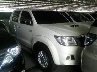 Well-kept Toyota Hilux 2013 for sale