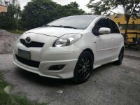 Toyota Yaris 15 G 2010 AT White for sale 