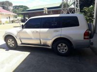 Mitsubishi Pajero 2004 Matic White SUV For Sale 