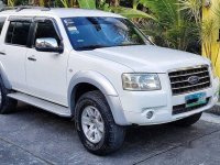 Well-maintained Ford Everest 2009 for sale