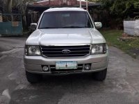 Ford Everest 2005 4x2 for sale 