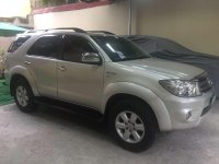 2009 Toyota Fortuner G AT Silver SUV For Sale 