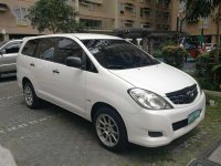 2012 Toyota Innova J MT White SUV For Sale 