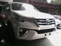 Toyota Fortuner 2017 V top of the line