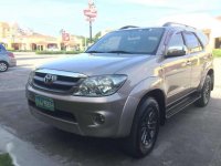 2007 TOYOTA Fortuner 2.5G Matic Diesel FOR SALE