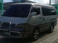 Toyota HiAce 2004 AT Silver Van For Sale 