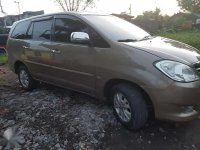 FOR SALE TOYOTA Innova automatic G 2010