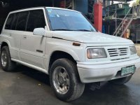 Suzuki Vitara 2000 4x4 AT White For Sale 