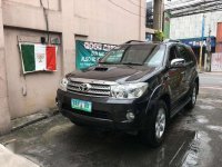 2011 Toyota Fortuner 30G 4x4 Automatic FOR SALE