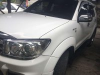 Toyota fortuner G 2010 for sale 