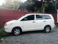 FOR SALE TOYOTA Innova j  gas 2008model 