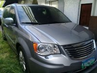 Well-maintained Chrysler Town and Country 2013 for sale