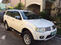 Mitsubishi Montero GLX 2011 MT White For Sale 