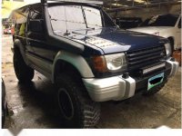 Mitsubishi Pajero 3.0 Gas 4x4 AT Blue For Sale 