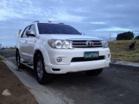 2010 Toyota Fortuner 4x2 G Dsl AT FOR SALE